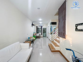 *****ทาวน์เฮ้าส์มือสองย่านนนทบุรี ม.โกลเด้นทาวน์ รัตนาธิเบศร์-ไทรม้า หลังมุม! เนื้อที่มากถึงเกือบ 17 ตร.ว. ฟังก์ชัน 3 ห้องนอน 2 ห้องน้ำ 1 ที่จอดรถ บ้านสวยพร้อมเข้าอยู่ บรรยากาศเงียบสงบ บนทำเลเดินทางสะดวก ใกล้รถไฟฟ้าสายสีม่วง "สถานีไทรม้า และบางรักน้อยท่าอิฐ"